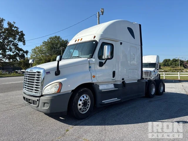 2017 Freightliner Cascadia 125