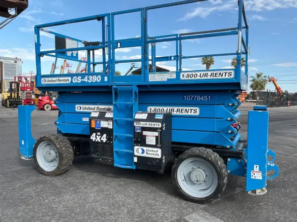 2018 Genie GS-4390 RT Rough Terrain