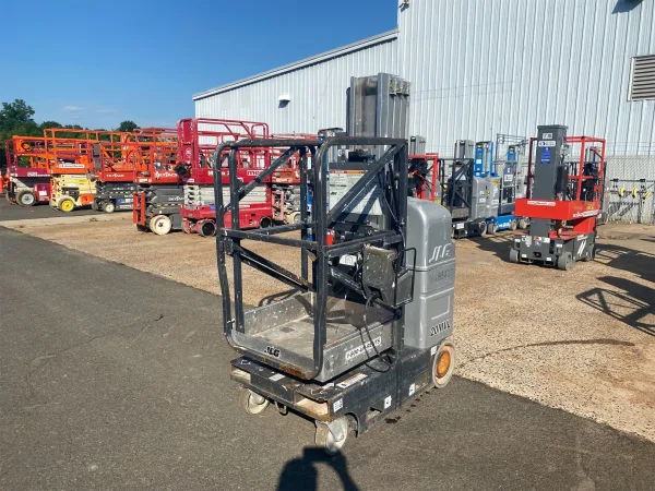 2016 JLG 20MVL Self-Propelled One-Person