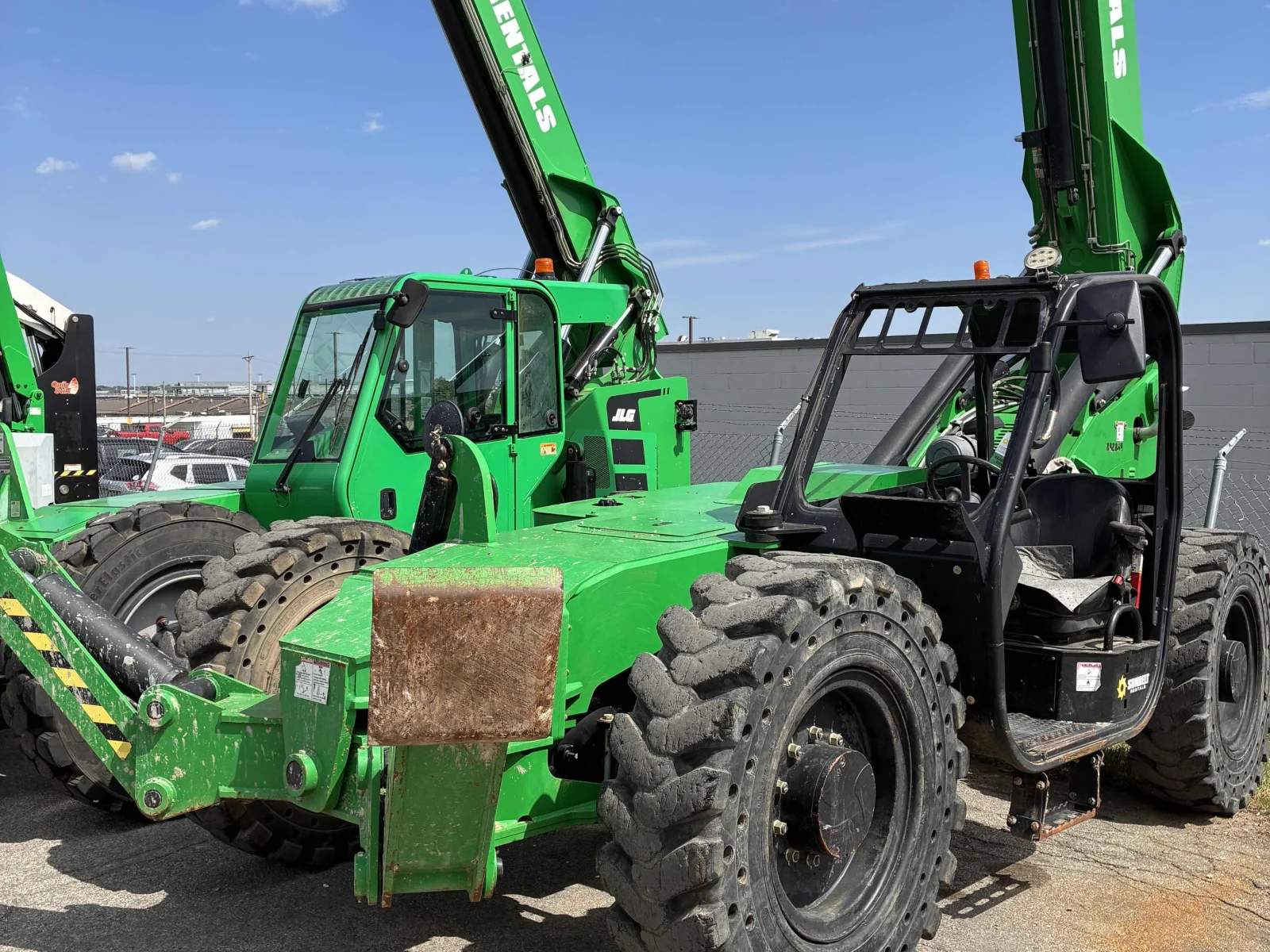 2016 Genie GTH-1056