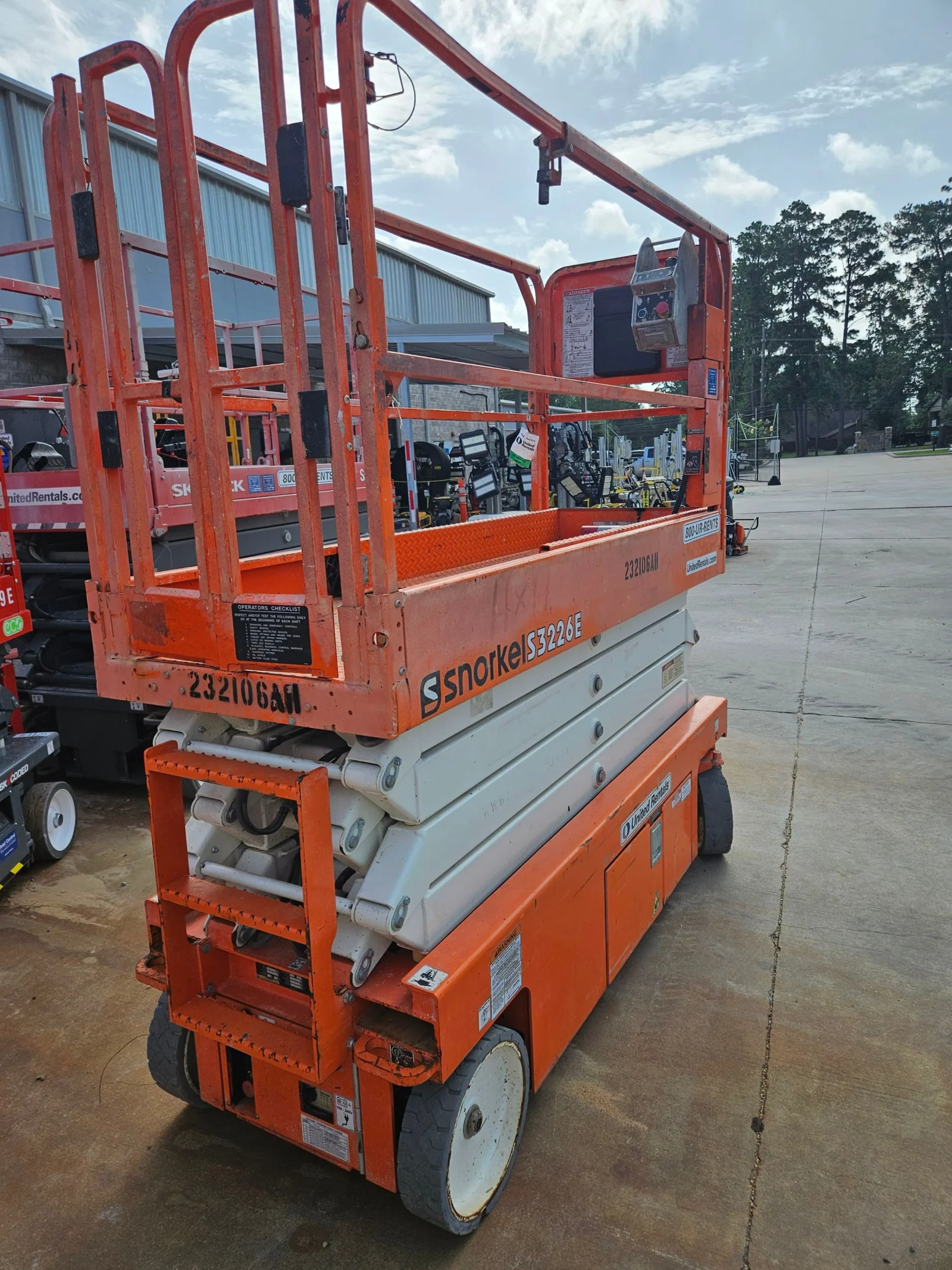 2019 Snorkel S3226E