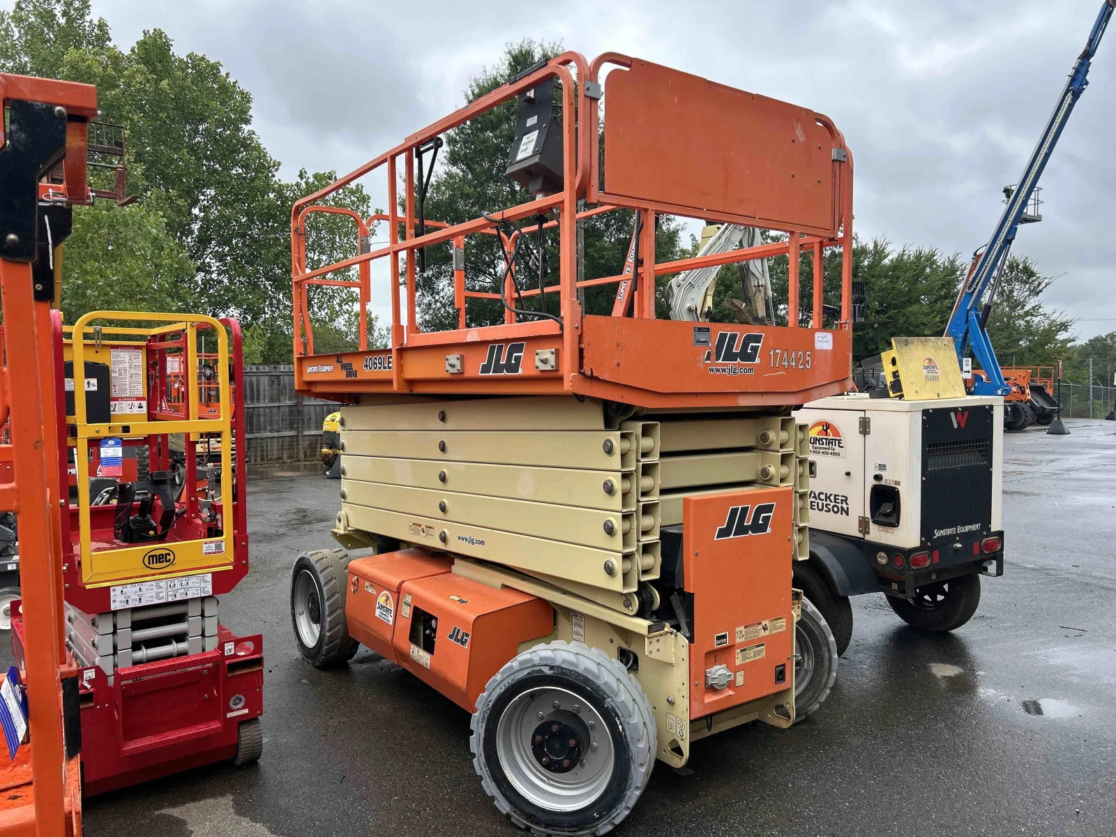2018 JLG M4069LE