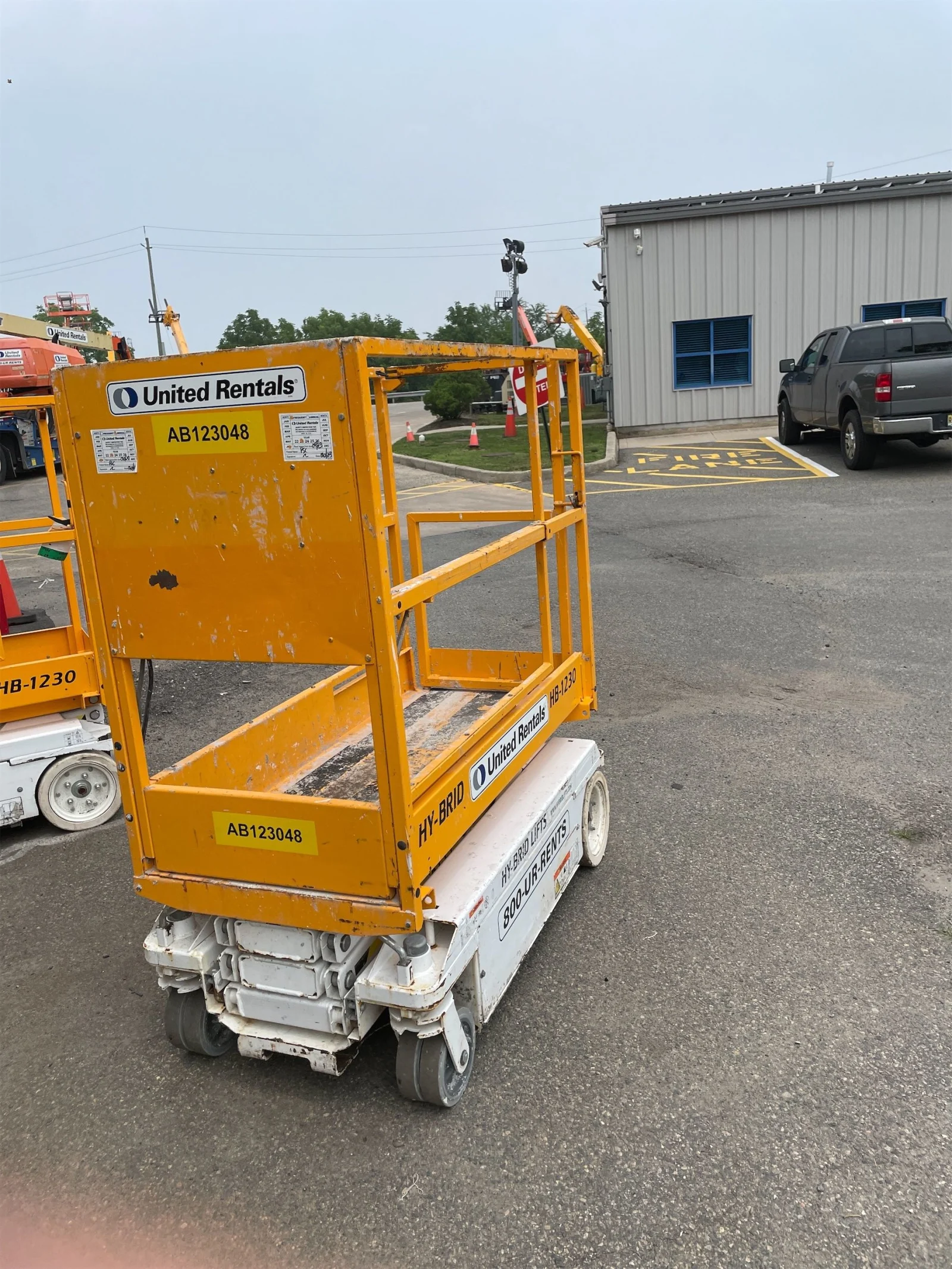 2016 Hy-Brid-Lifts HB1230