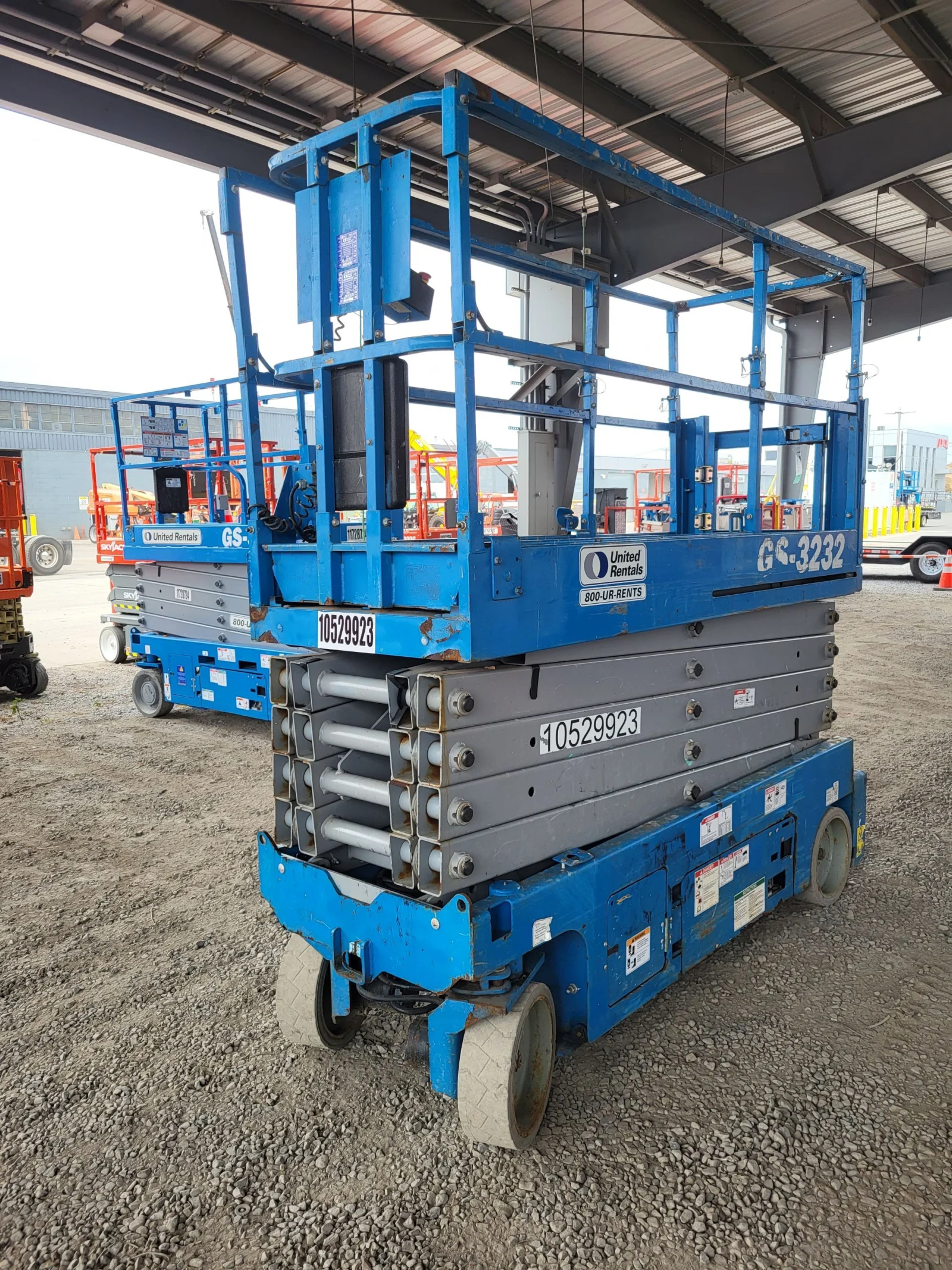 2016 Genie GS-3232