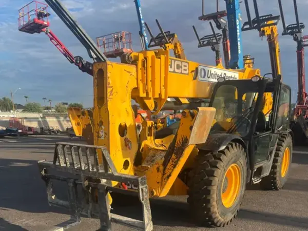 2019 JCB 510-56