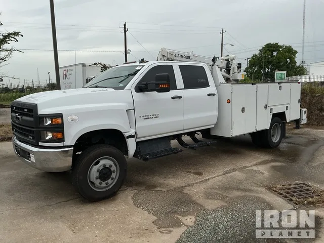 2022 Chevrolet Silverado 5500HD