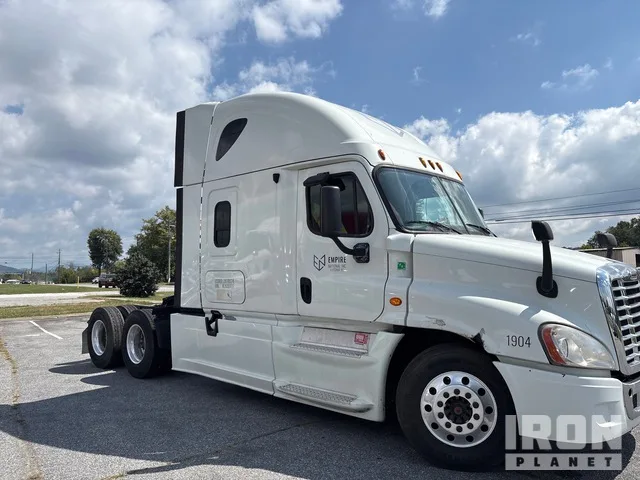 2019 Freightliner Cascadia 125
