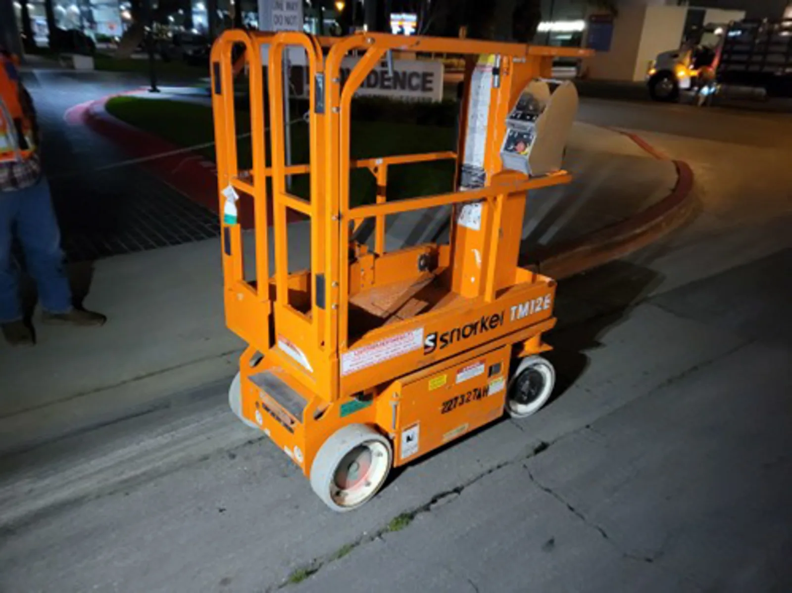 2019 Snorkel TM12E Self-Propelled One-Person