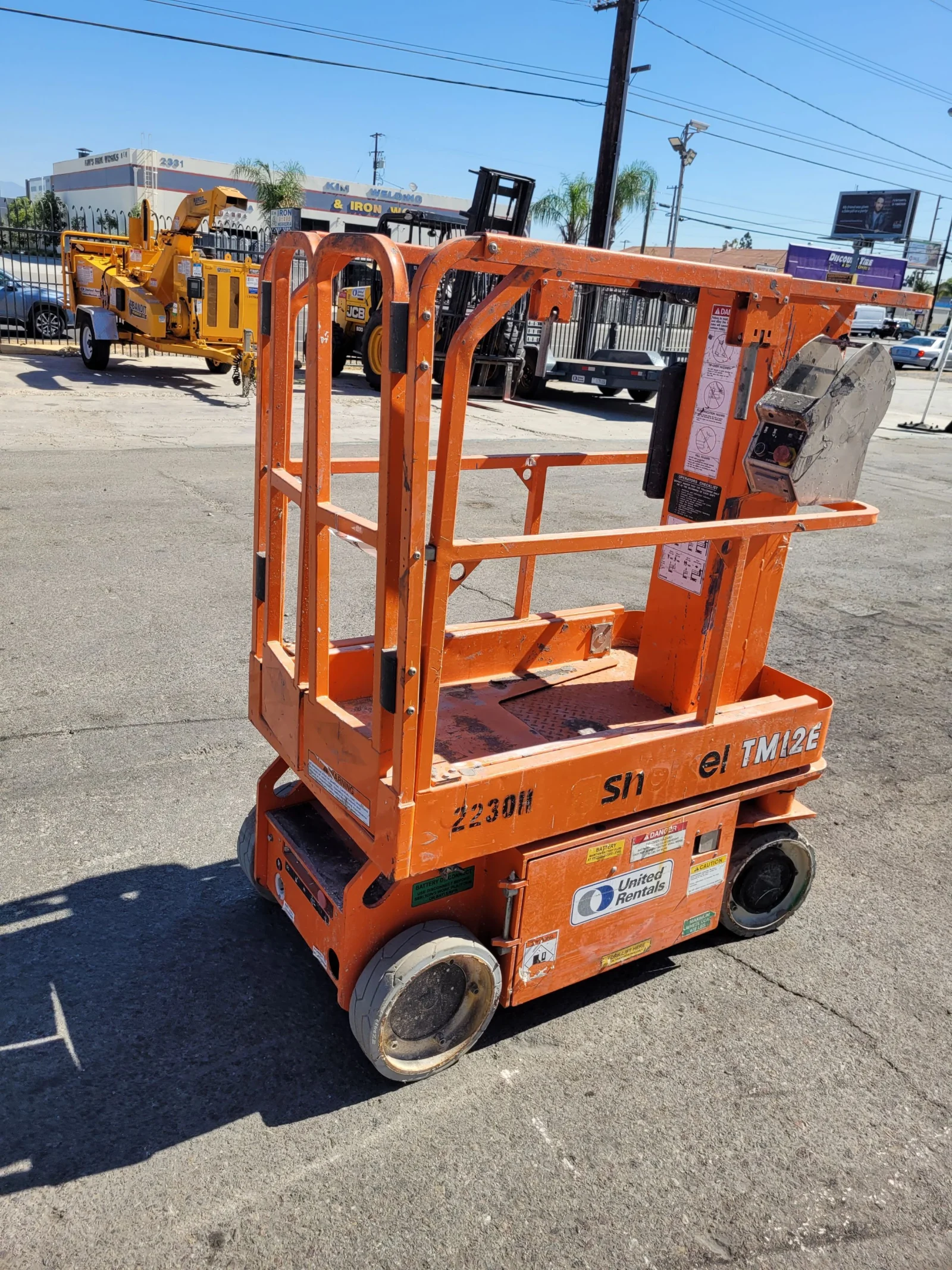 2019 Snorkel TM12E Self-Propelled One-Person