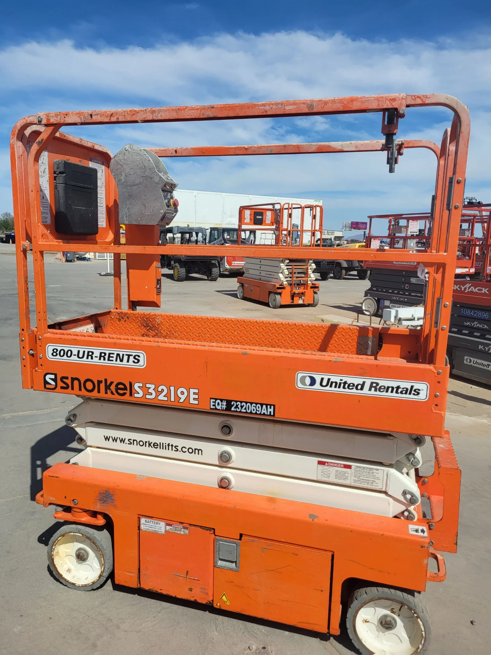 2019 Snorkel S3219E