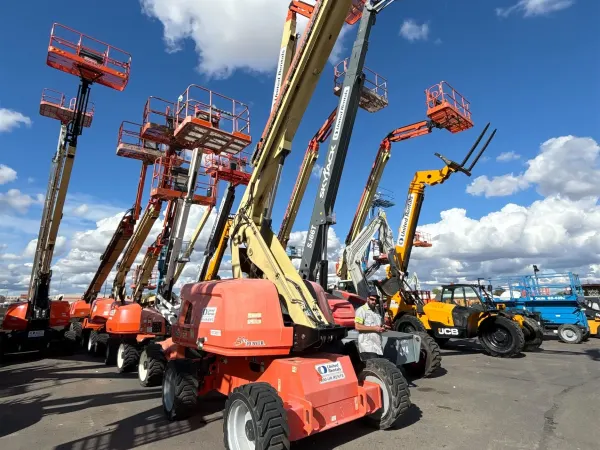 2018 JLG 660SJ