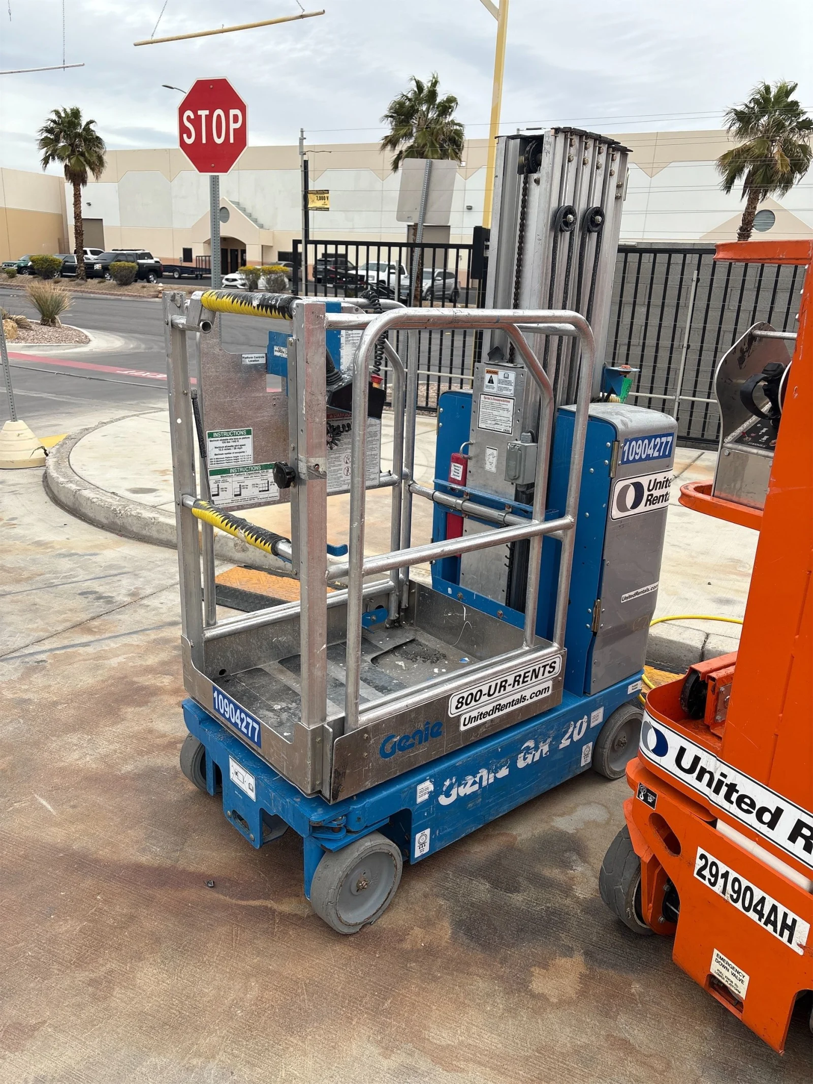 2019 Genie GR-20 Self-Propelled One-Person