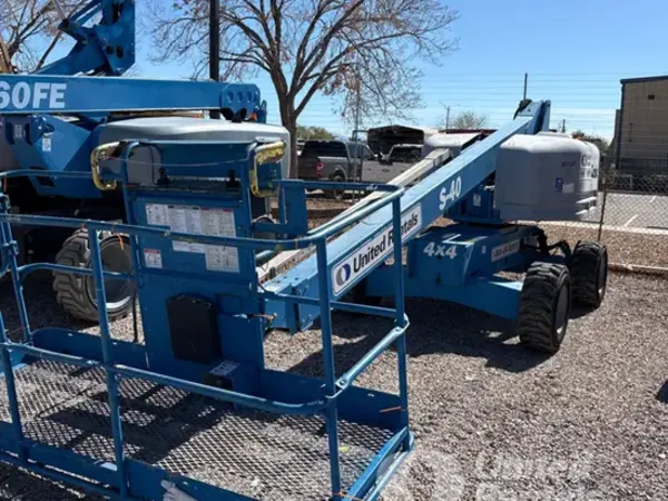 2017 Genie S-40