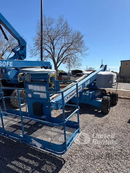 2017 Genie S-40