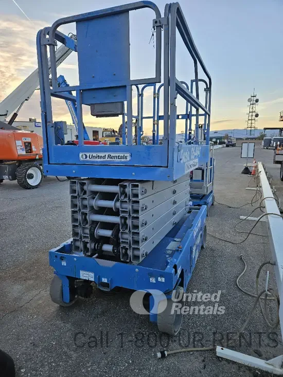 2019 Genie GS-4047
