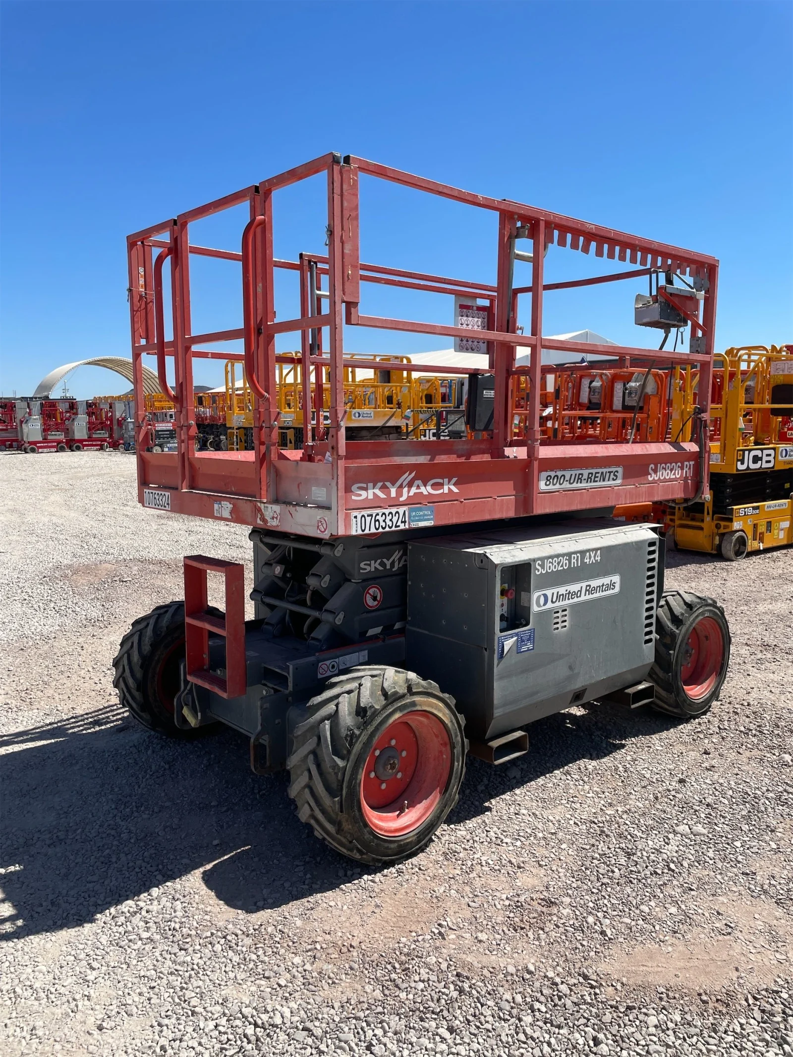 2018 Skyjack SJ6826RT Rough Terrain
