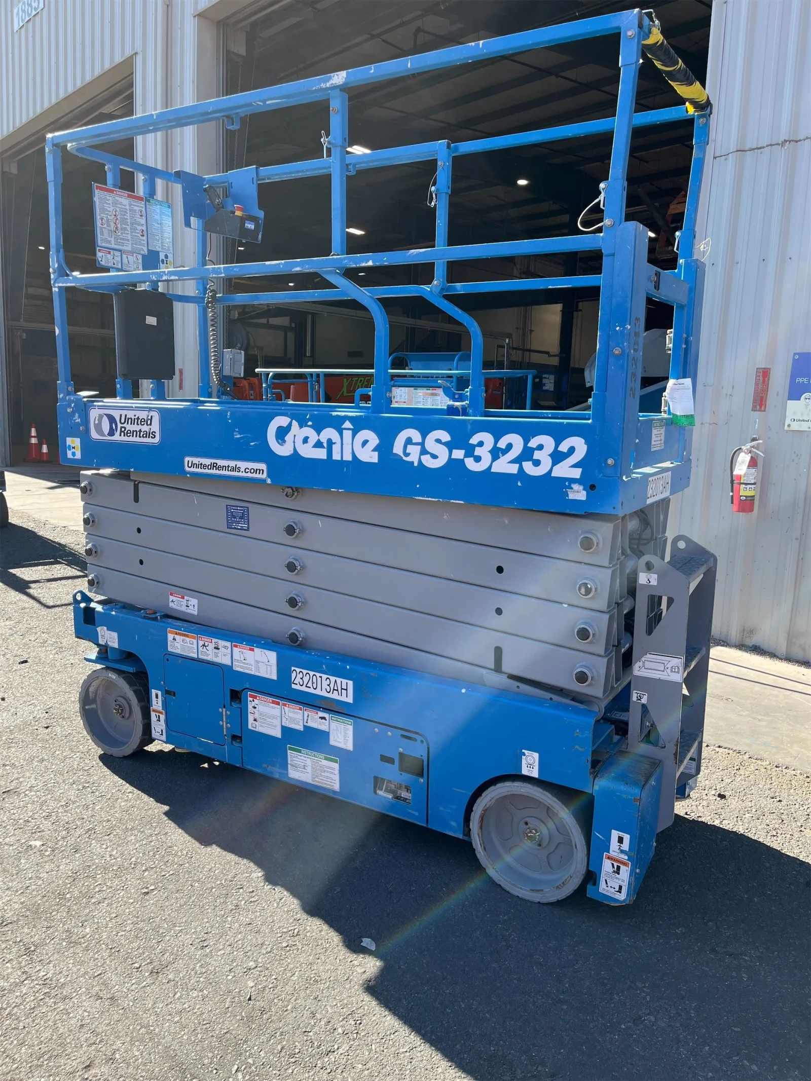 2019 Genie GS-3232