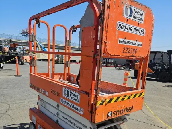 2019 Snorkel S3219E