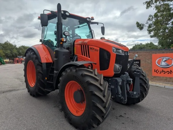Kubota M7 153 Premium - front view