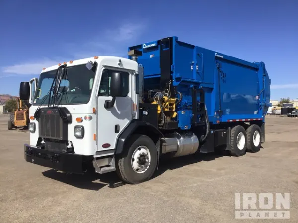 2025 Peterbilt 520