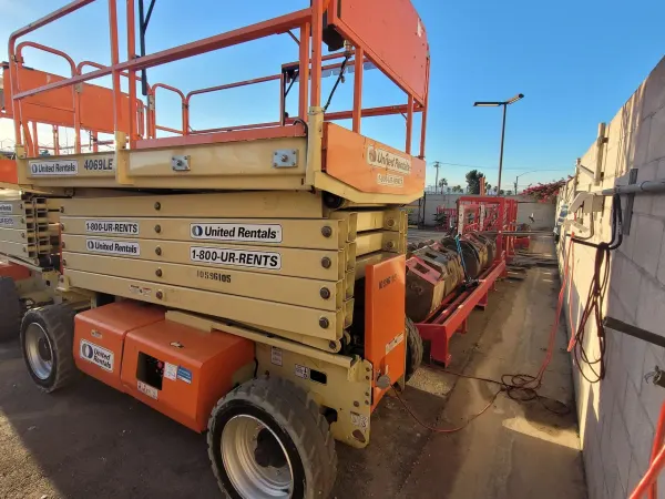 2017 JLG 4069LE