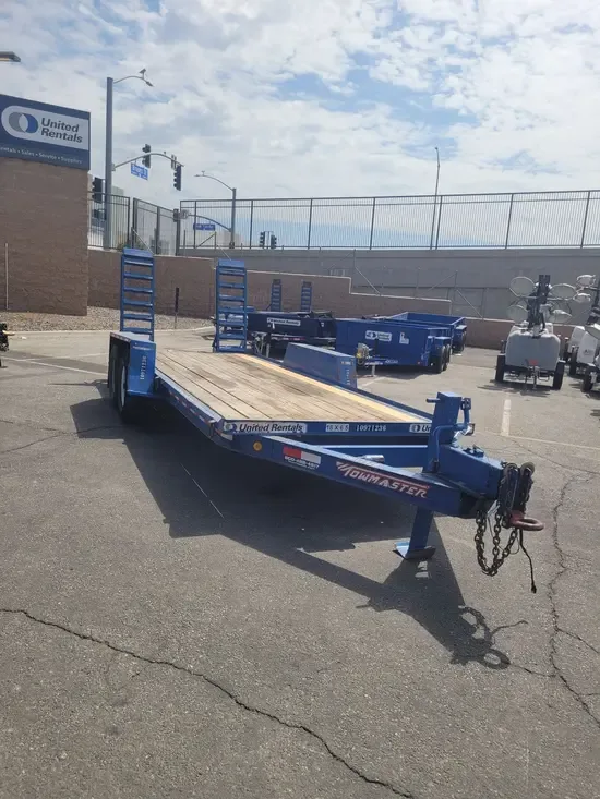 2020 Towmaster T-12D 18' Utility