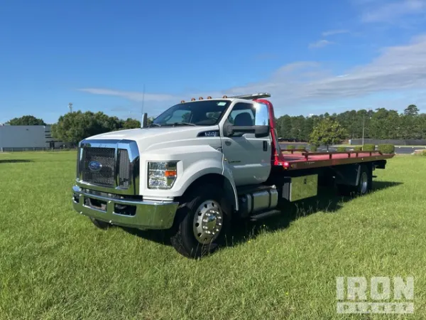 2021 Ford F-750