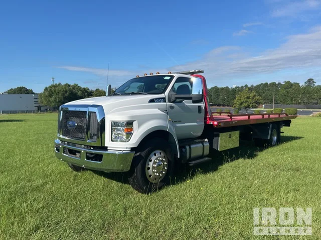 2021 Ford F-750
