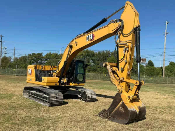 2023 Caterpillar 326