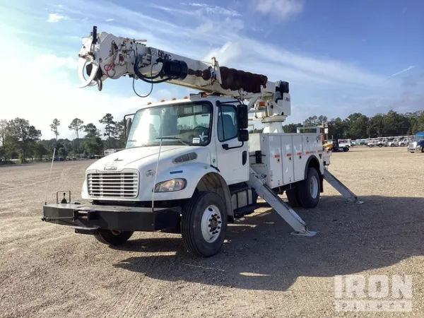 2018 Freightliner M2 106