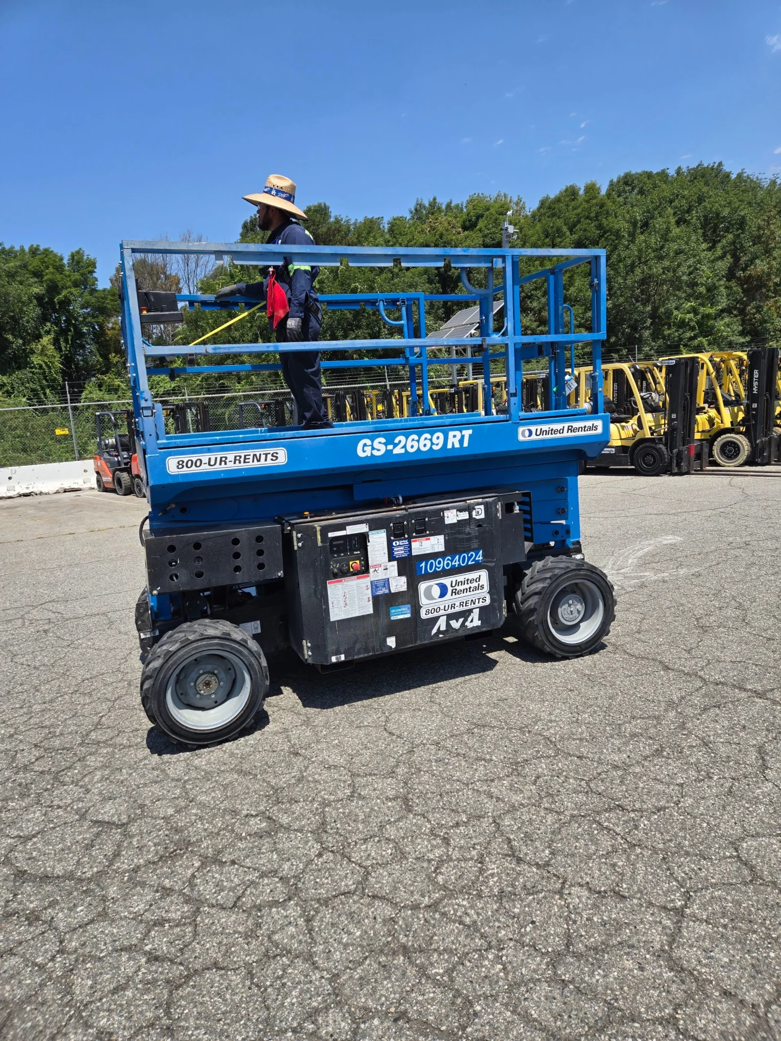 2019 Genie GS-2669 RT Rough Terrain