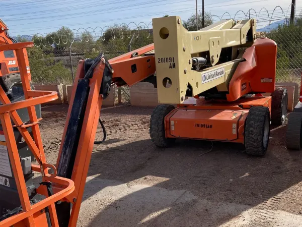 2018 JLG E450AJ-Articulating