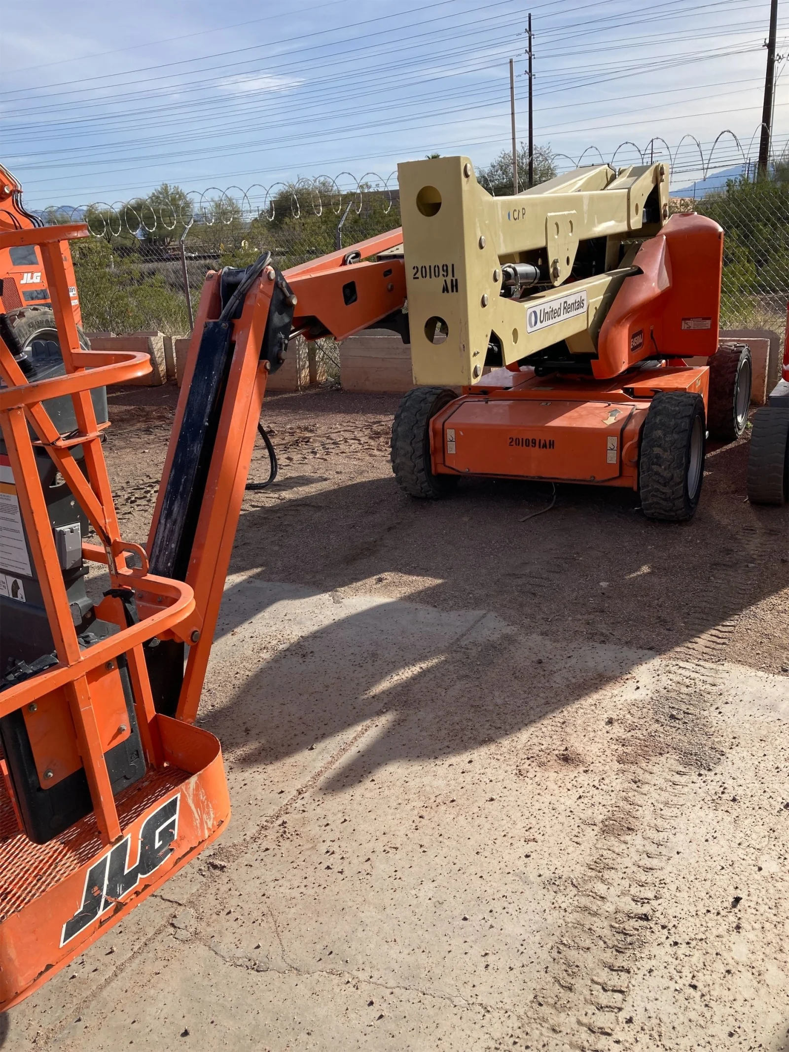 2018 JLG E450AJ-Articulating