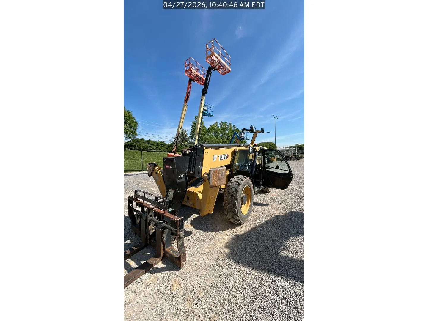 2022 Caterpillar TL1055CAB