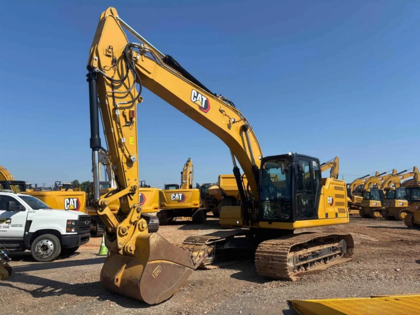 2023 Caterpillar 323