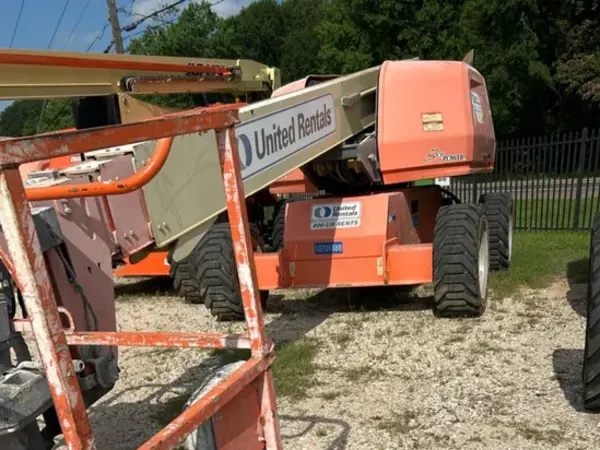 2017 JLG 600S