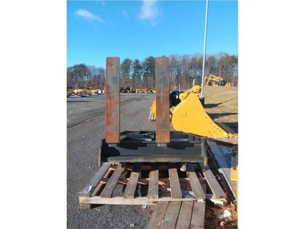 2022 PJB INDUSTRIES SWL LUMBER YARD FORKS