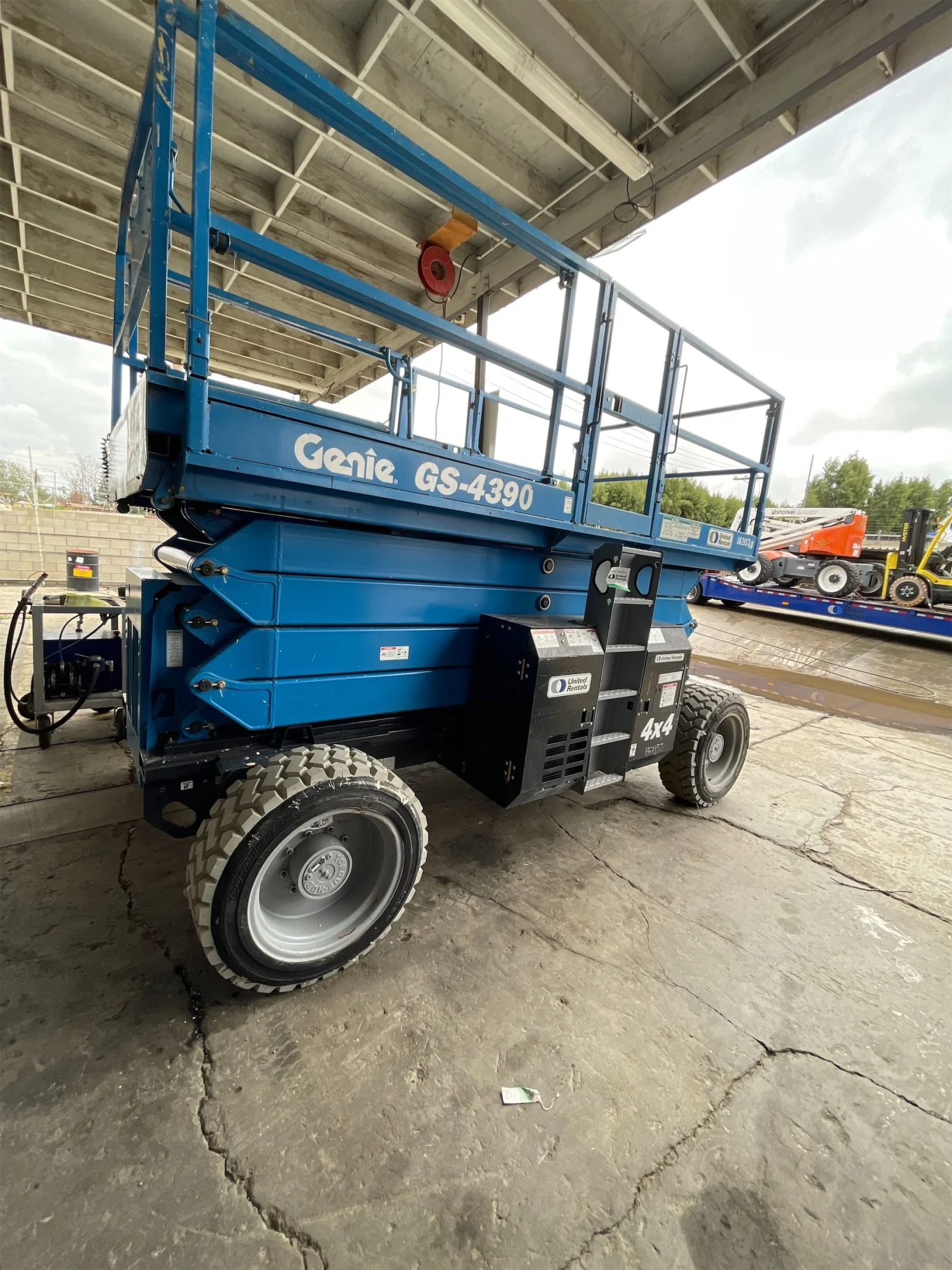 2016 Genie GS-4390 RT Rough Terrain