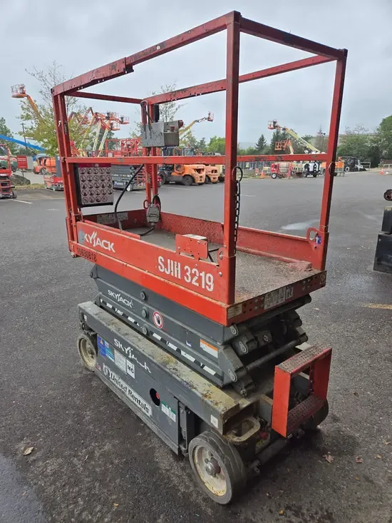 2017 Skyjack SJIII3219