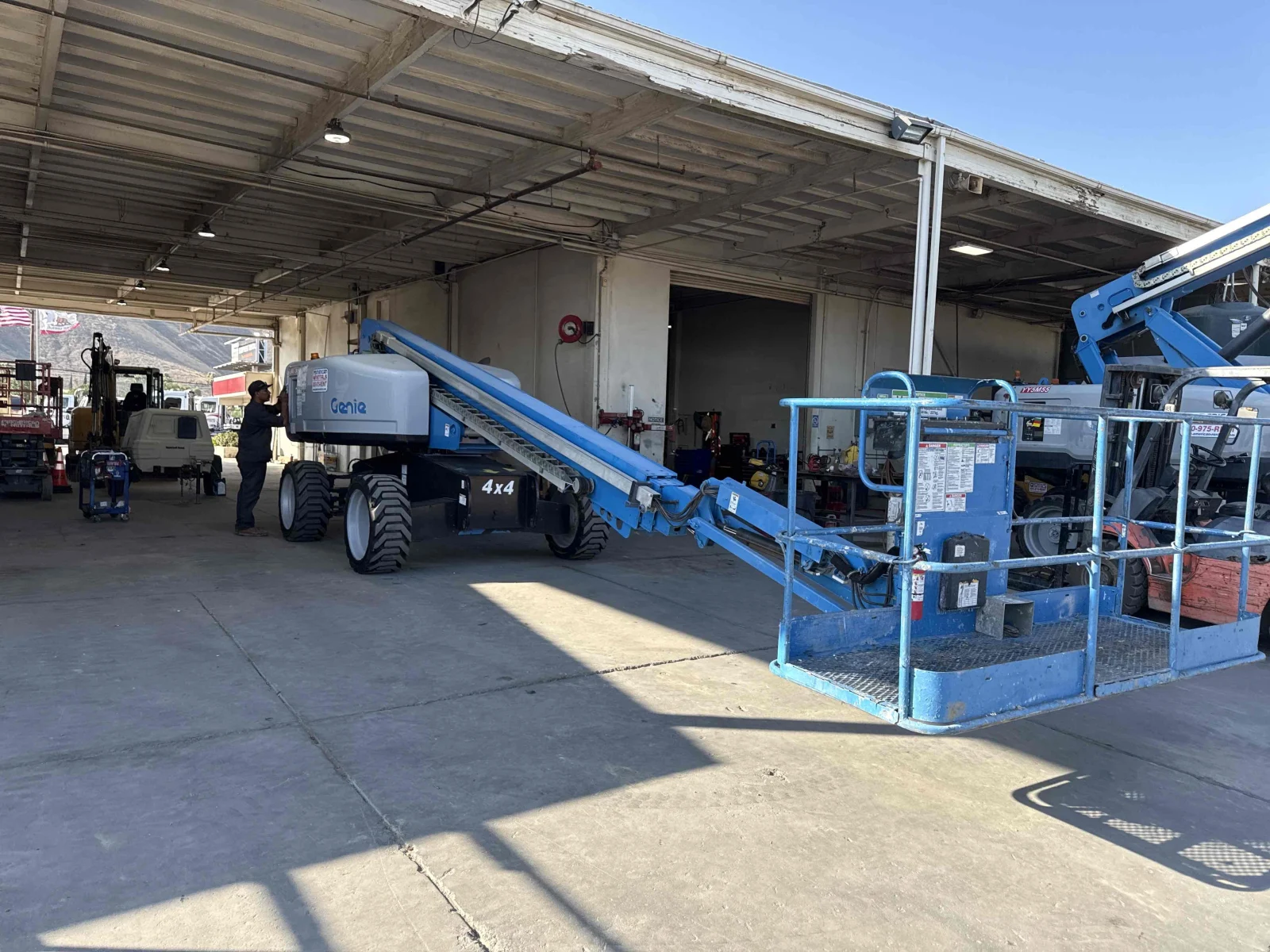 2012 Genie S-65