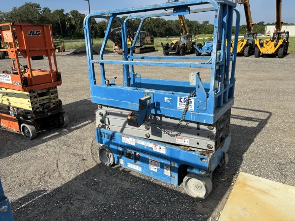 2017 Genie GS-1930
