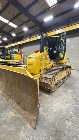 2023 Komatsu D61EXI-24