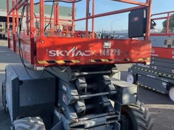 2015 Skyjack SJ6832 RT
