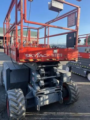 2015 Skyjack SJ6832 RT