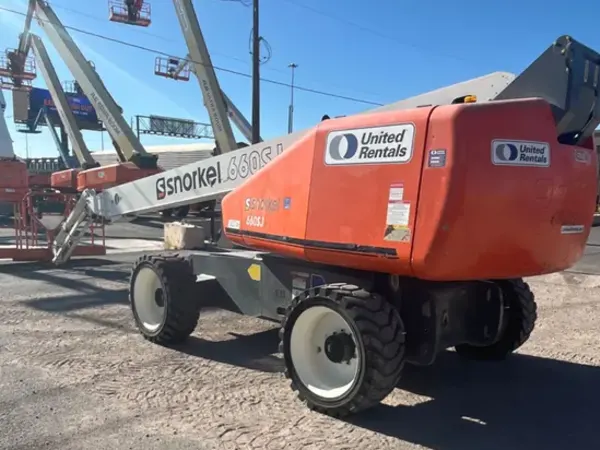 2020 Snorkel 660SJ