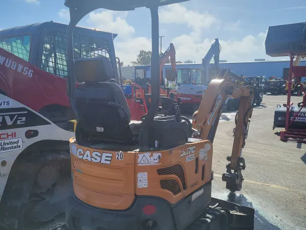 2020 Case CX17C