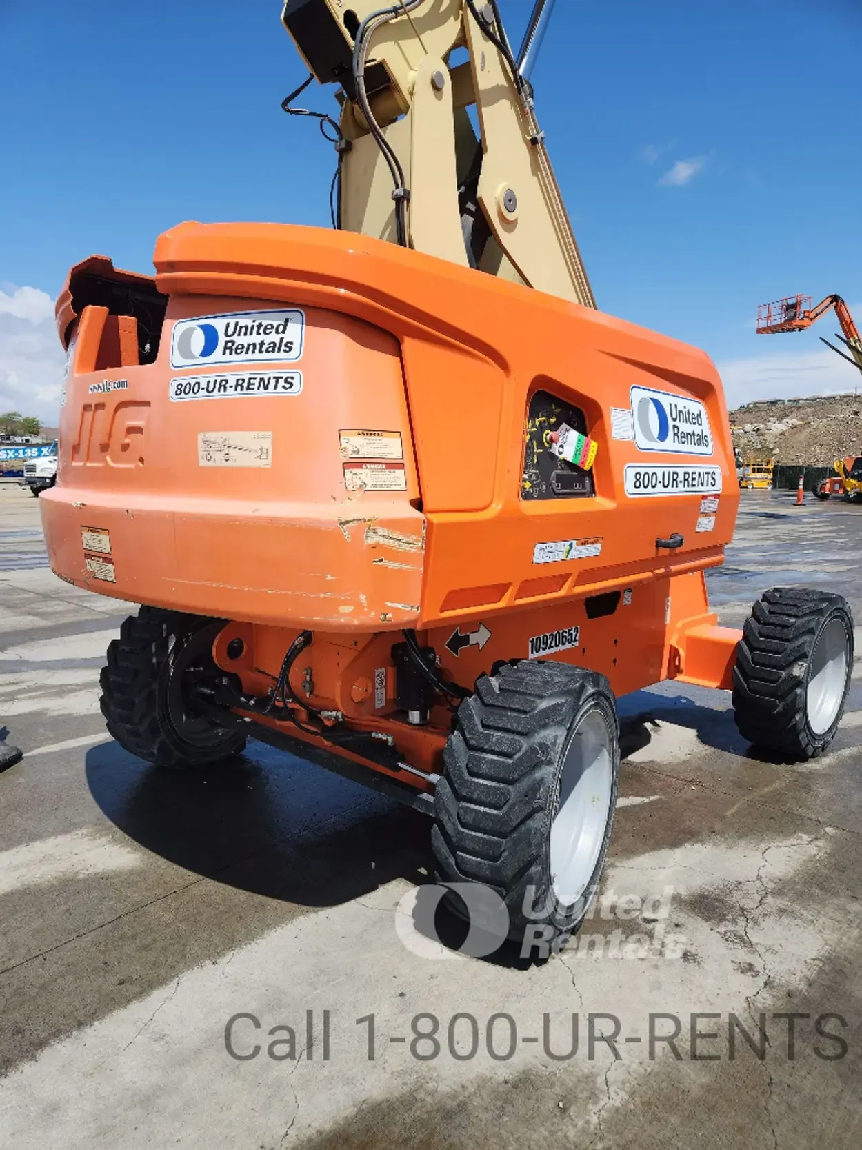 2019 JLG 660SJ