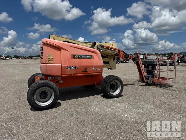 2018 JLG 450AJ
