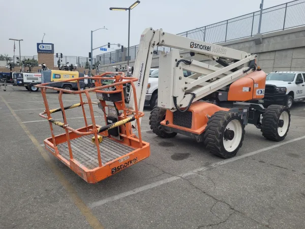2017 Snorkel A46JRT Articulating