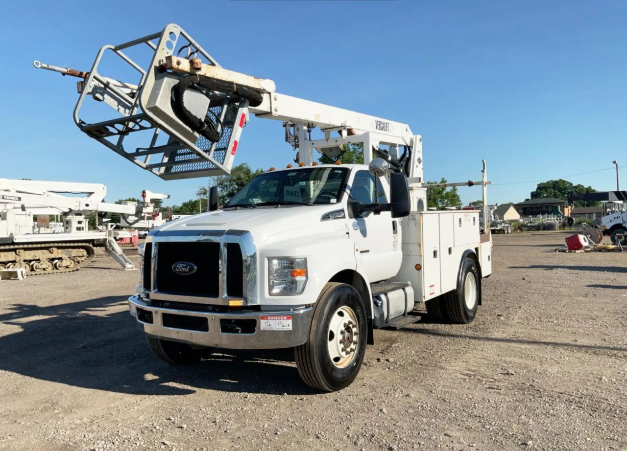 2019 Ford F750